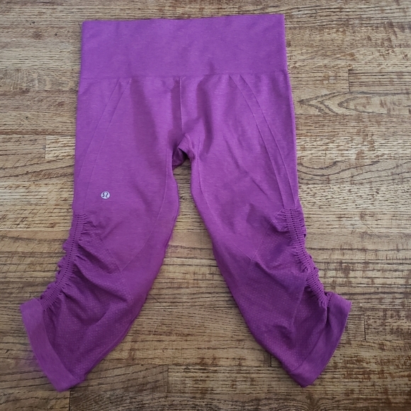 Lululemon Ebb To Street Crop - Picture 2 of 4